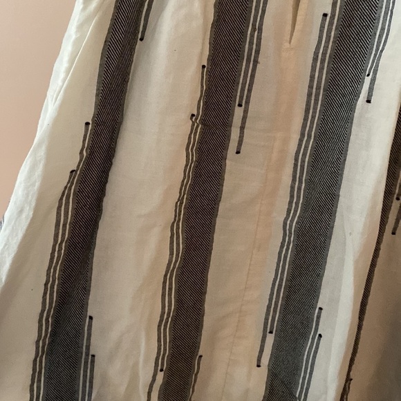 Lou and grey dress - Picture 4 of 6